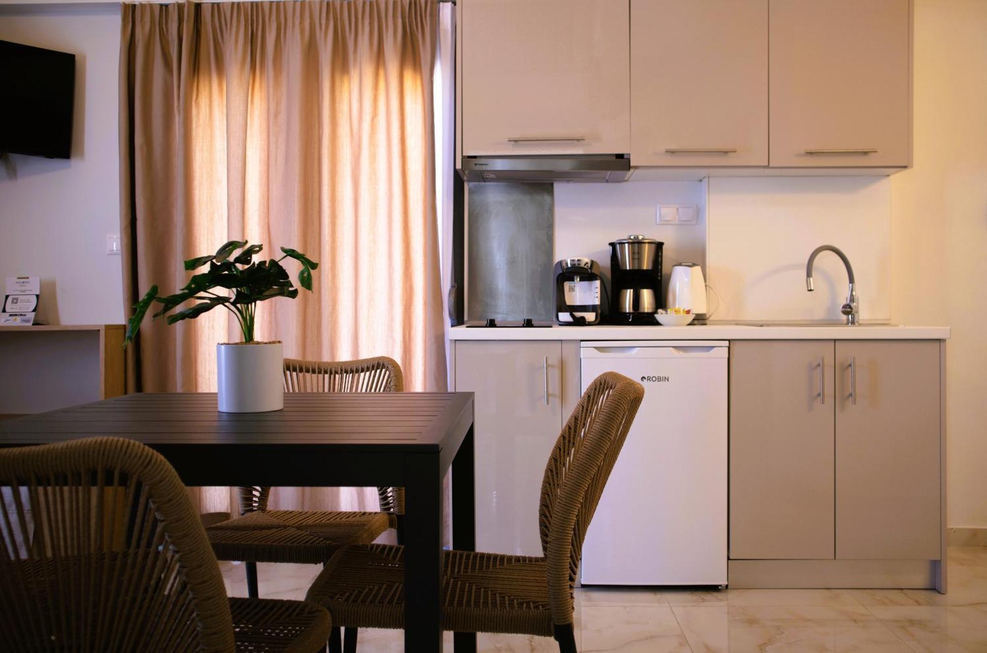 Acta Luxury Rooms Nikiti  Luaran gambar